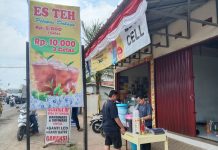 Toha Pedagang Es Teh Launching Perdana Berbarengan Hut RI Ke 79