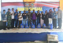 Pangkalan TNI AL Gelar Baksos Dan Bersih Pantai